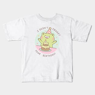 Cute Frog Didn't Froget Your Birthday Pun Kids T-Shirt